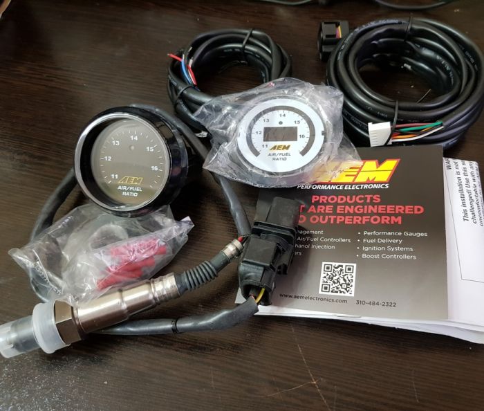 واید بند و سنسور اکسیژن نمایشگر سوخت و هوای ای ای ام AEM Wideband