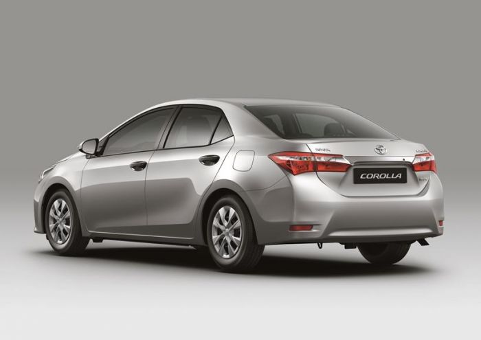 نقدو بررسی و قیمت به روز خودرو تویوتا  کرولا Corolla