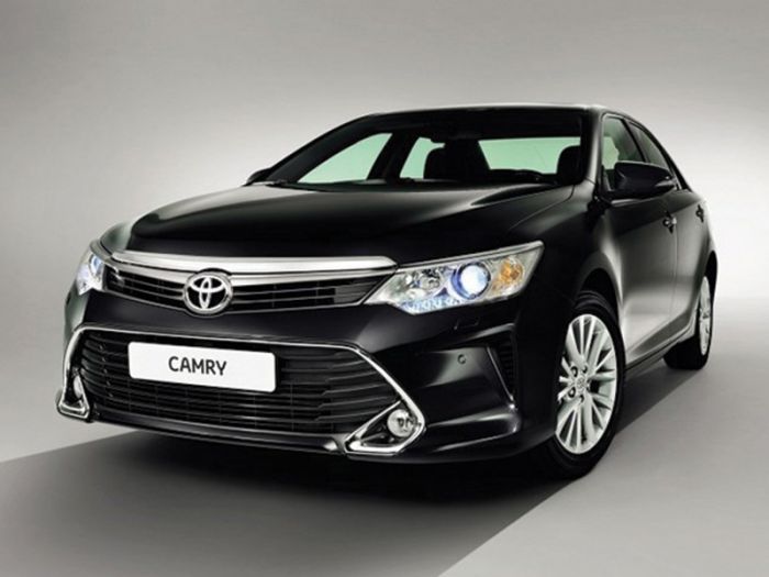  نقدو بررسی و قیمت به روز خودرو تویوتا کمری Camry