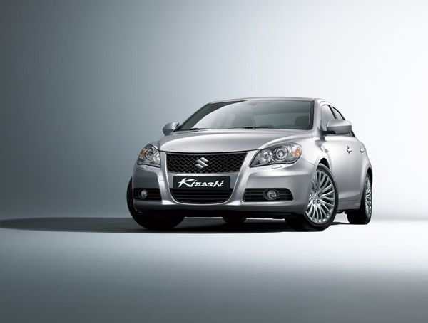 نقدو بررسی و قیمت به روز خودرو سوزوکی کیزاشی suzuki